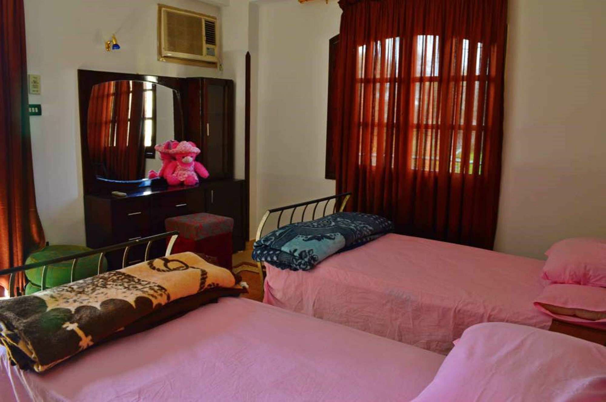Farida Apartments Luxor Bagian luar foto